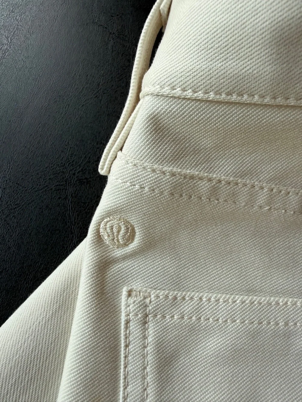 Lululemon EasyFive Low-Rise Classic Wide-Leg Pant, 32 Regular (size 12)